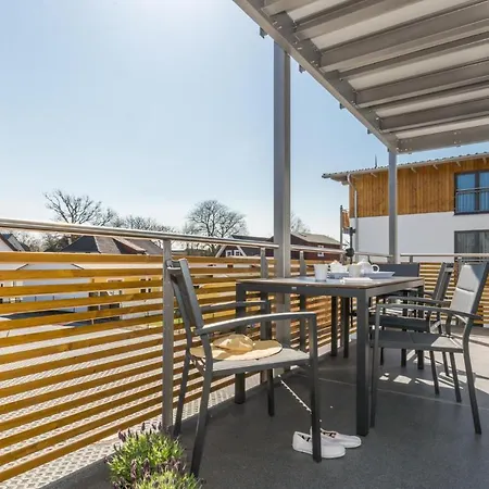 Apartmenthaus Am Park Am Park 12 * Prerow